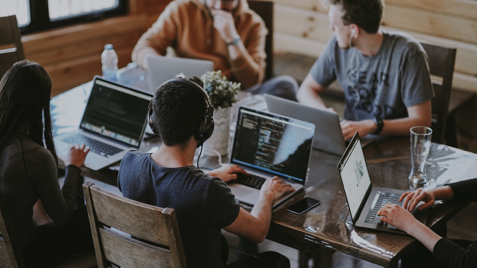 Pachetul Startup XNK: tot ce ai nevoie când îți deschizi firmă
